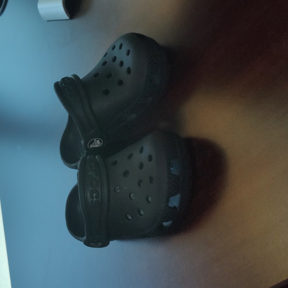 Black Crocs